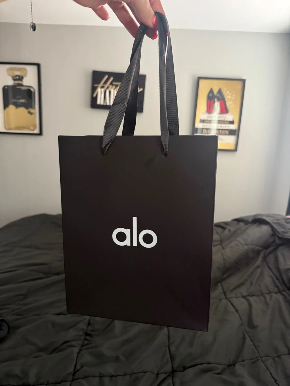 ALO Yoga black and grey Ribbed Crop Hoodie in Black